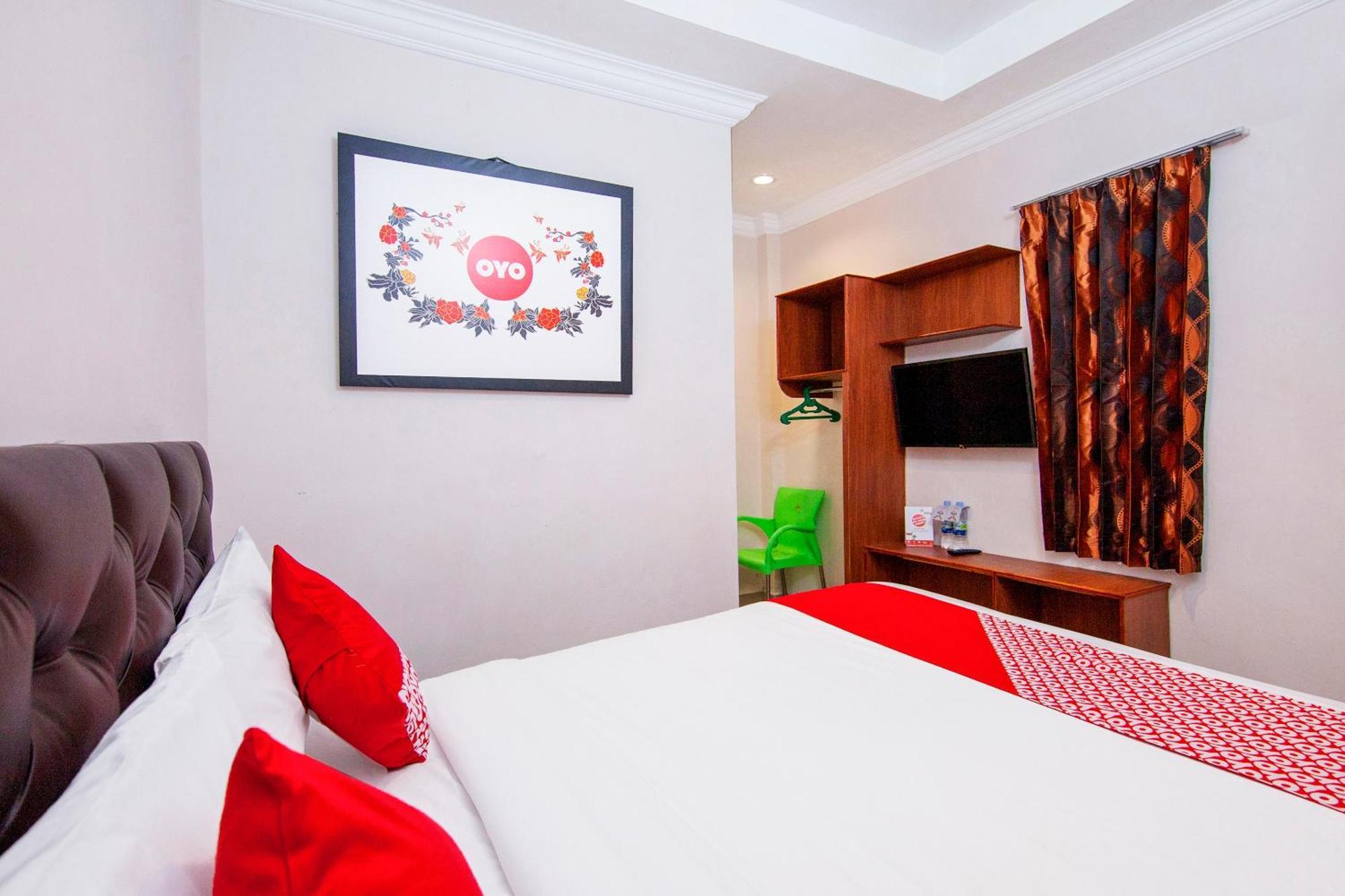 Super Oyo 621 Vania Residence Medan Kültér fotó
