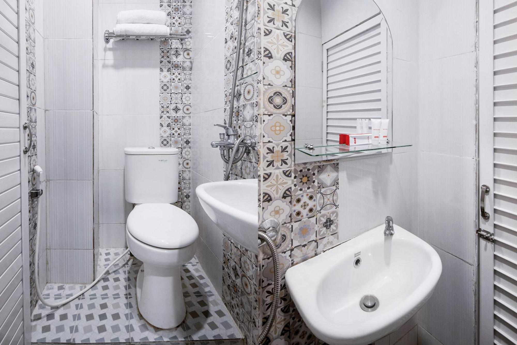 Super Oyo 621 Vania Residence Medan Kültér fotó